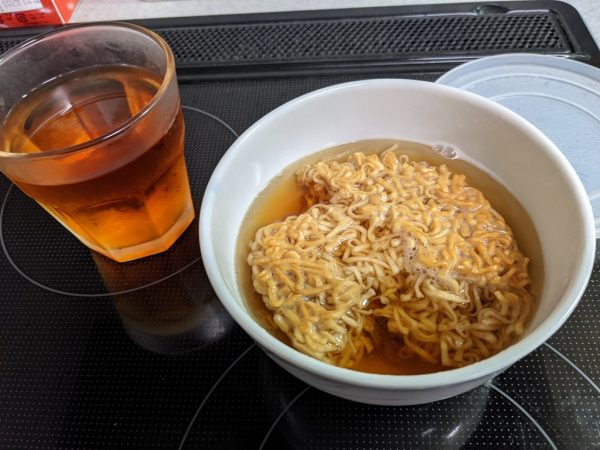 引っ越し記念日?食への執念?